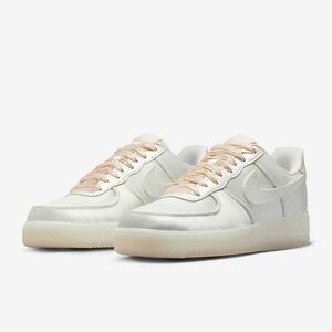 Nike White Sneakers Nike Air Force 1 '07 LV8